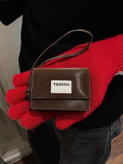 【TENERA】環保皮革耳機包 包包吊飾  (紅\棕)